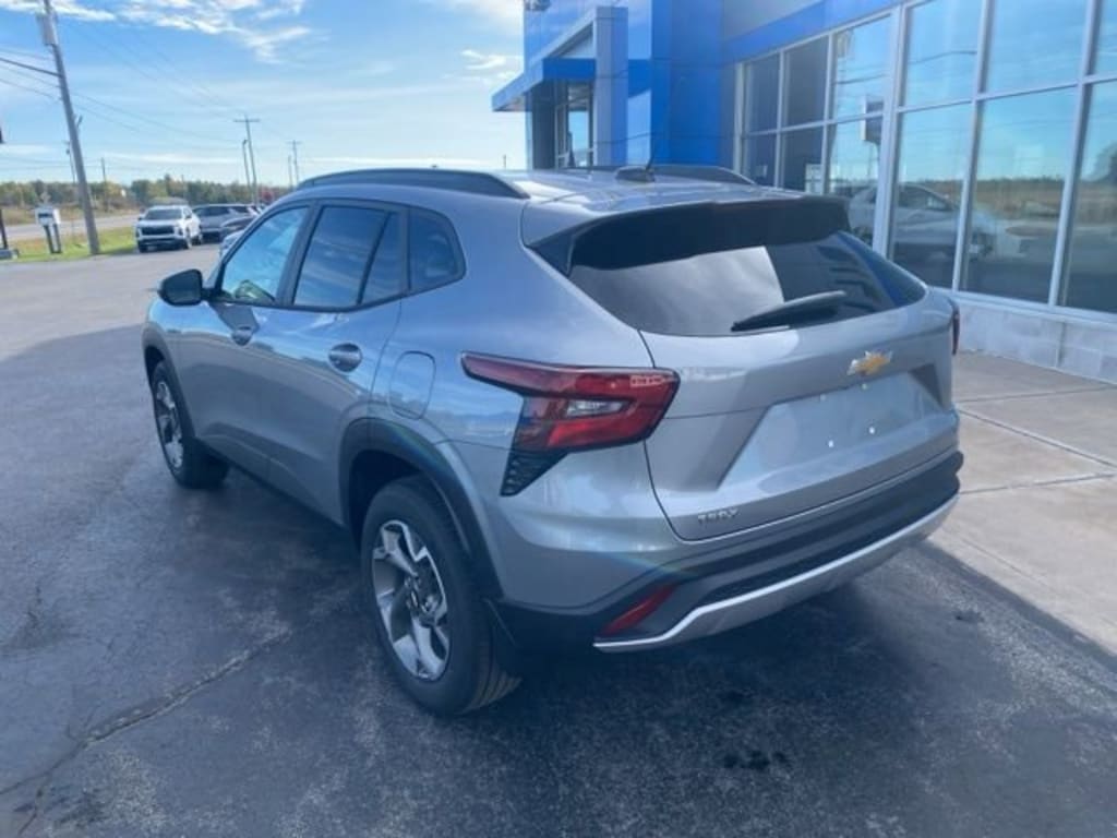 New 2026 Chevrolet Trax LT SUV