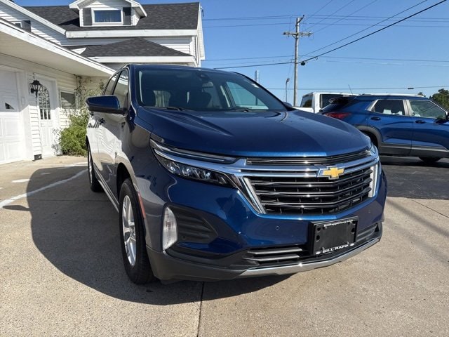 Used 2022 Chevrolet Equinox LT with VIN 3GNAXUEV2NL179722 for sale in Ogdensburg, NY