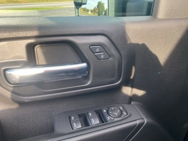2025 Chevrolet Silverado 2500 HD Custom - Photo 20