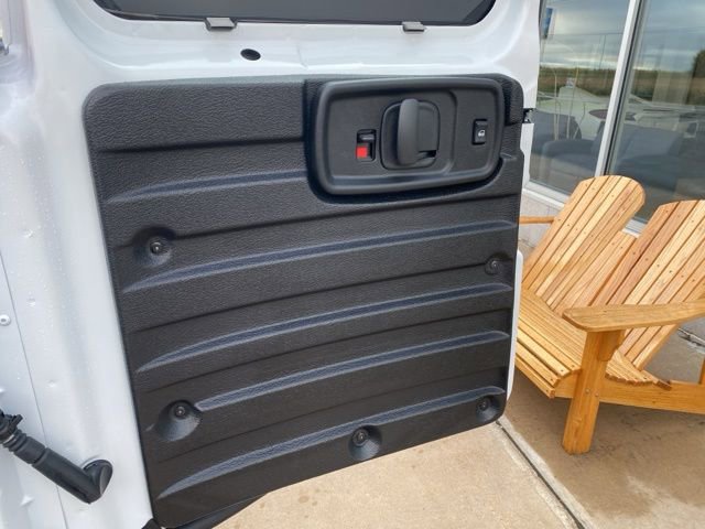 2025 Chevrolet Express Cargo Work Van - Photo 19