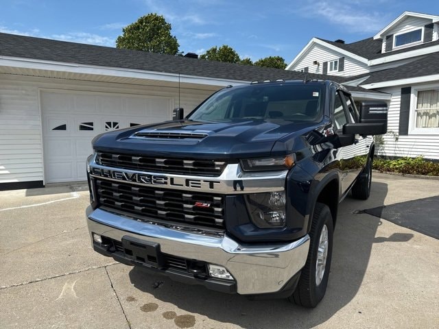 Used 2022 Chevrolet Silverado 3500HD LT with VIN 1GC4YTE75NF125887 for sale in Ogdensburg, NY