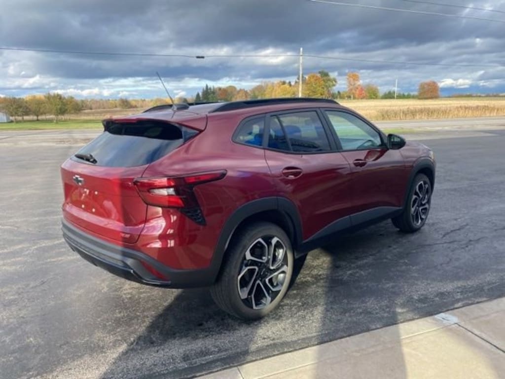 Used 2024 Chevrolet Trax 2RS SUV
