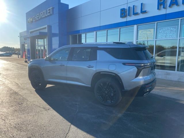 2025 Chevrolet Traverse High Country photo 2