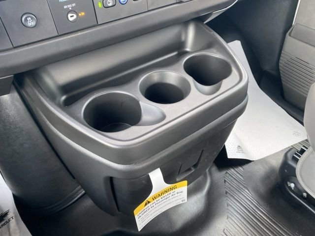 2025 Chevrolet Express Cargo Work Van - Photo 22