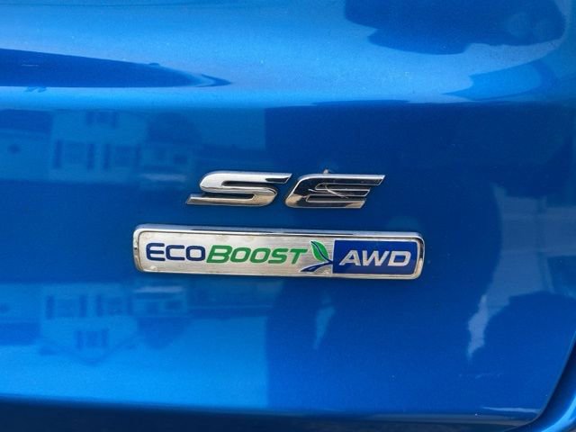 2020 Ford Fusion SE photo 4