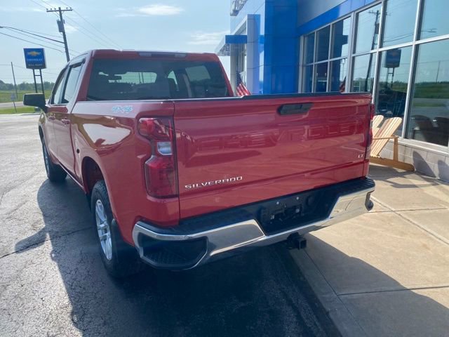 2022 Chevrolet Silverado 1500 LT photo 3