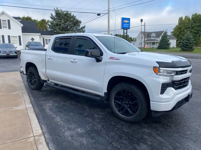 2023 Chevrolet Silverado 1500 RST photo 2