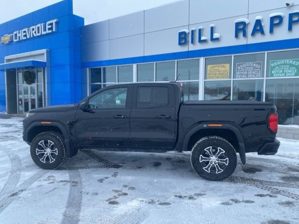 Used 2024 GMC Canyon AT4 Truck Crew Cab