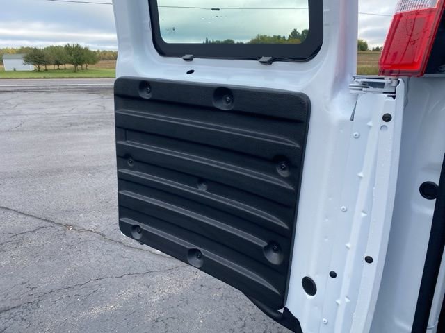 2025 Chevrolet Express Cargo Work Van - Photo 20