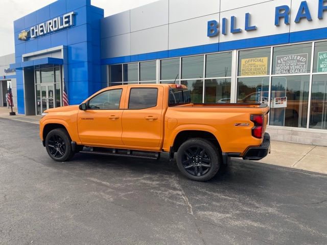 2025 Chevrolet Colorado Z71 photo 2