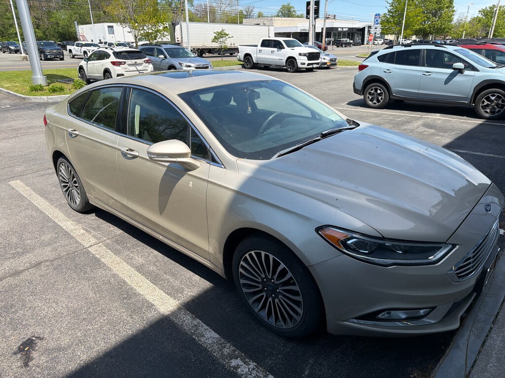 Used 2017 Ford Fusion SE AWD