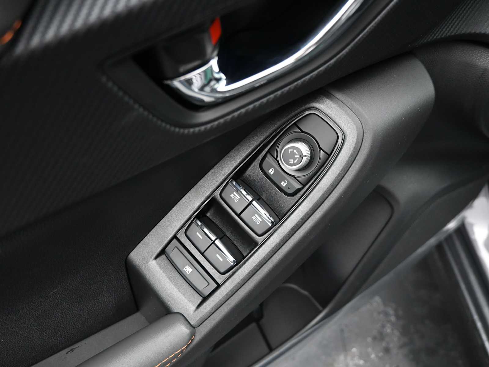 2026 Subaru Crosstrek Limited - Photo 8