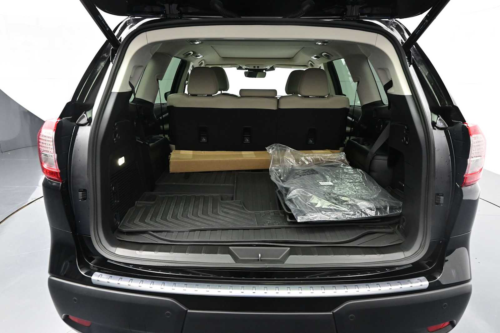 2025 Subaru Ascent Limited - Photo 6