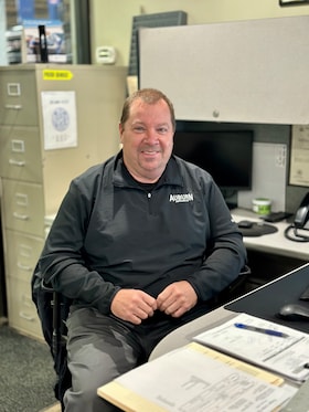Staff member Kenneth D from cab7c99247f8