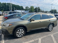 2022 Subaru Outback Premium CVT