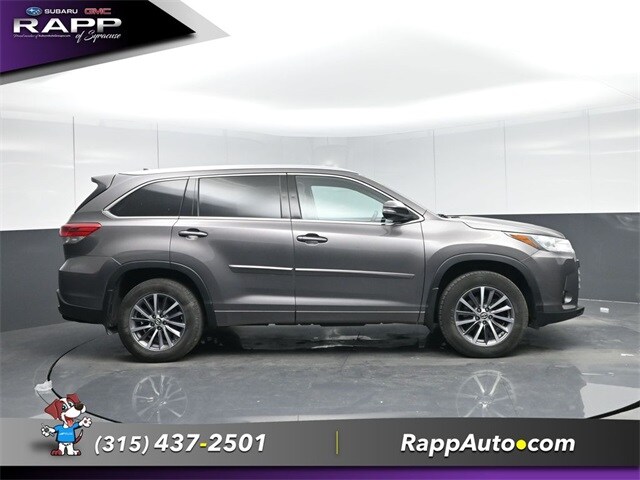 2018 Toyota Highlander XLE photo 3