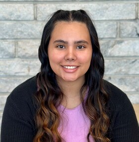 Staff member Amari A from b7a4921253b3