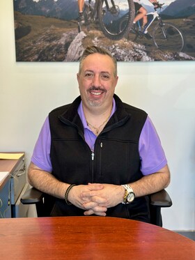 Staff member Salvatore B from b7a4921253b3