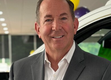 Staff member Robert M from c8e27ec0393d