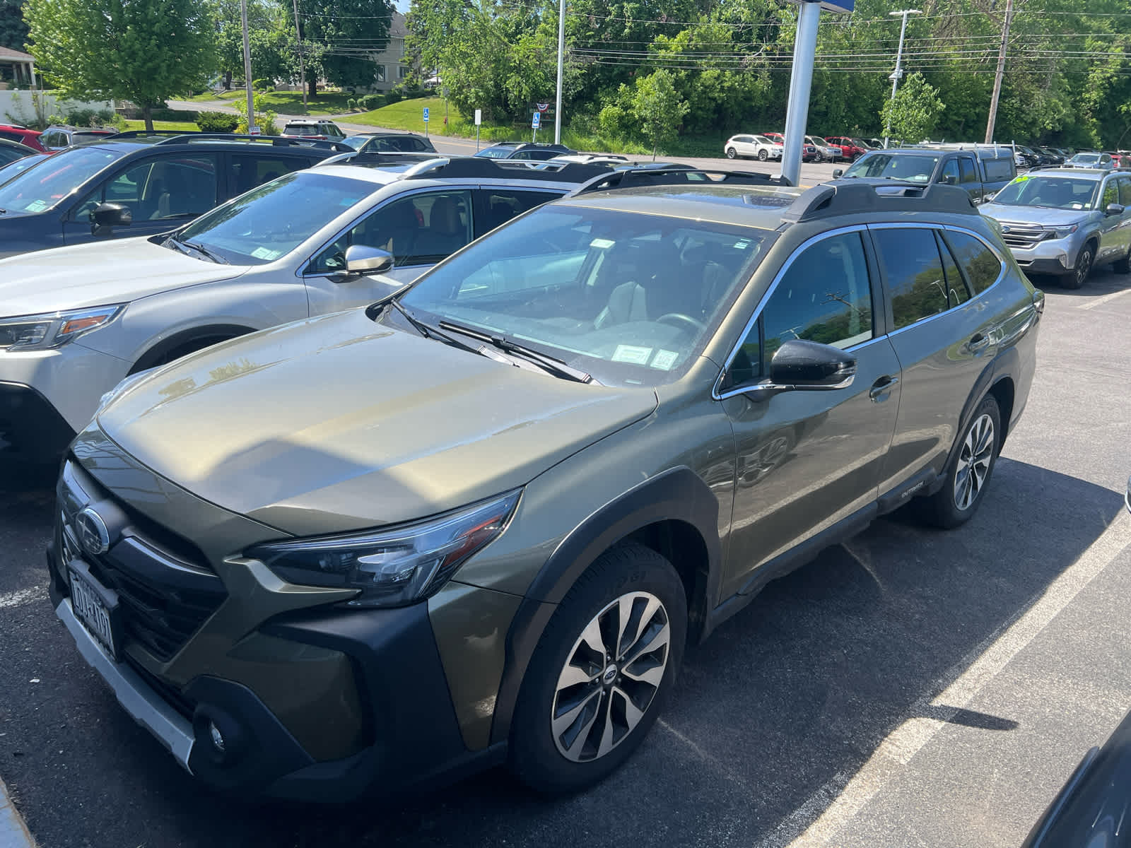 2023 Subaru Outback Limited XT's photo