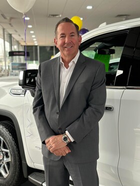 Staff member Robert M from c8e27ec0393d