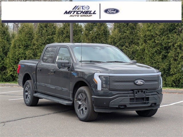 2025 Ford F-150 Lightning Flash's photo
