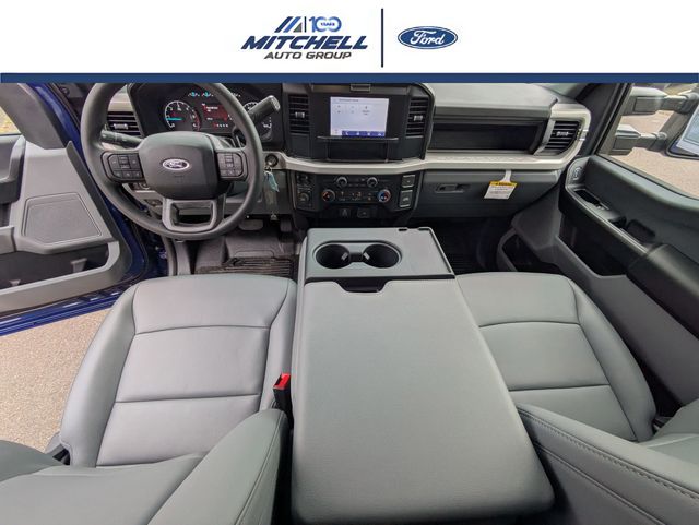 2026 Ford F-350 Super Duty Chassis Cab XL - Photo 27