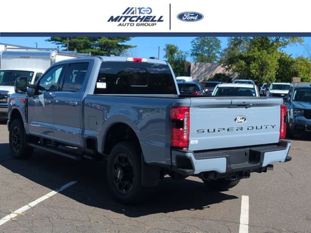New 2027 Ford F-350 Lariat Super Duty TRUCK
