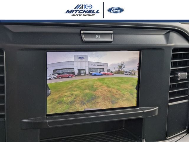 2025 Ford F-550 Super Duty Chassis Cab XL - Photo 18