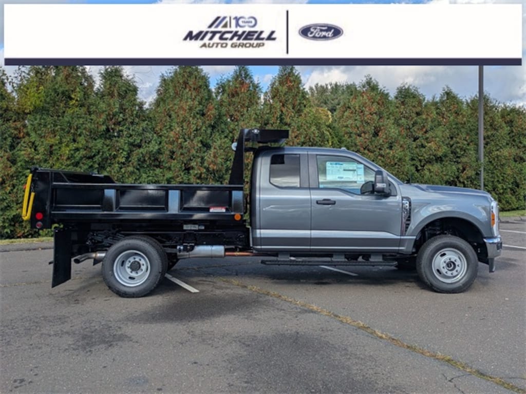 New 2026 Ford F-350 Chassis Upfitted w/ Dump Body TRUCK