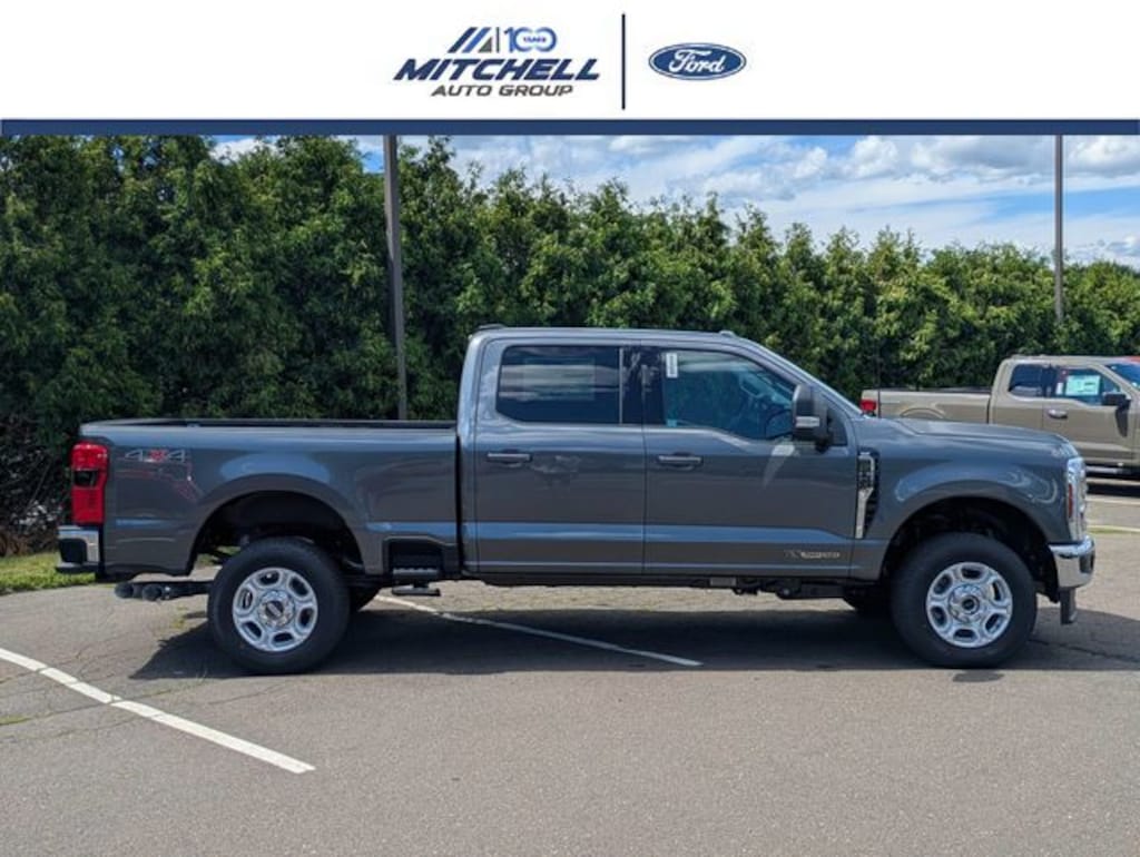 New 2026 Ford F-250 XLT Super Duty TRUCK