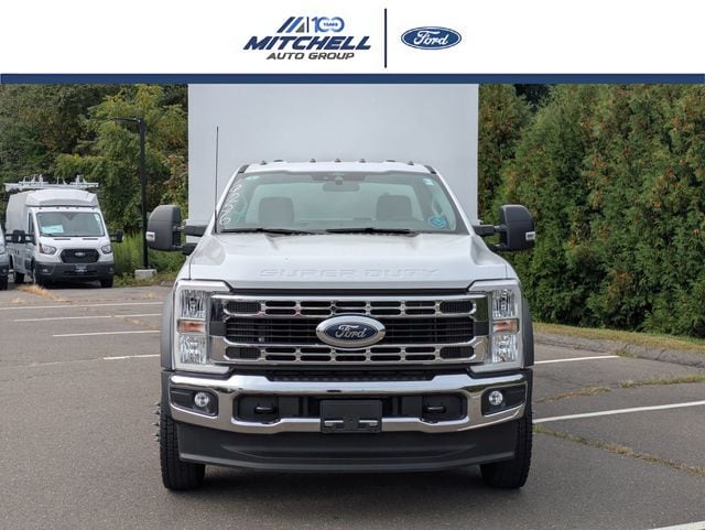 2025 Ford F-550 Super Duty Chassis Cab XL - Photo 8