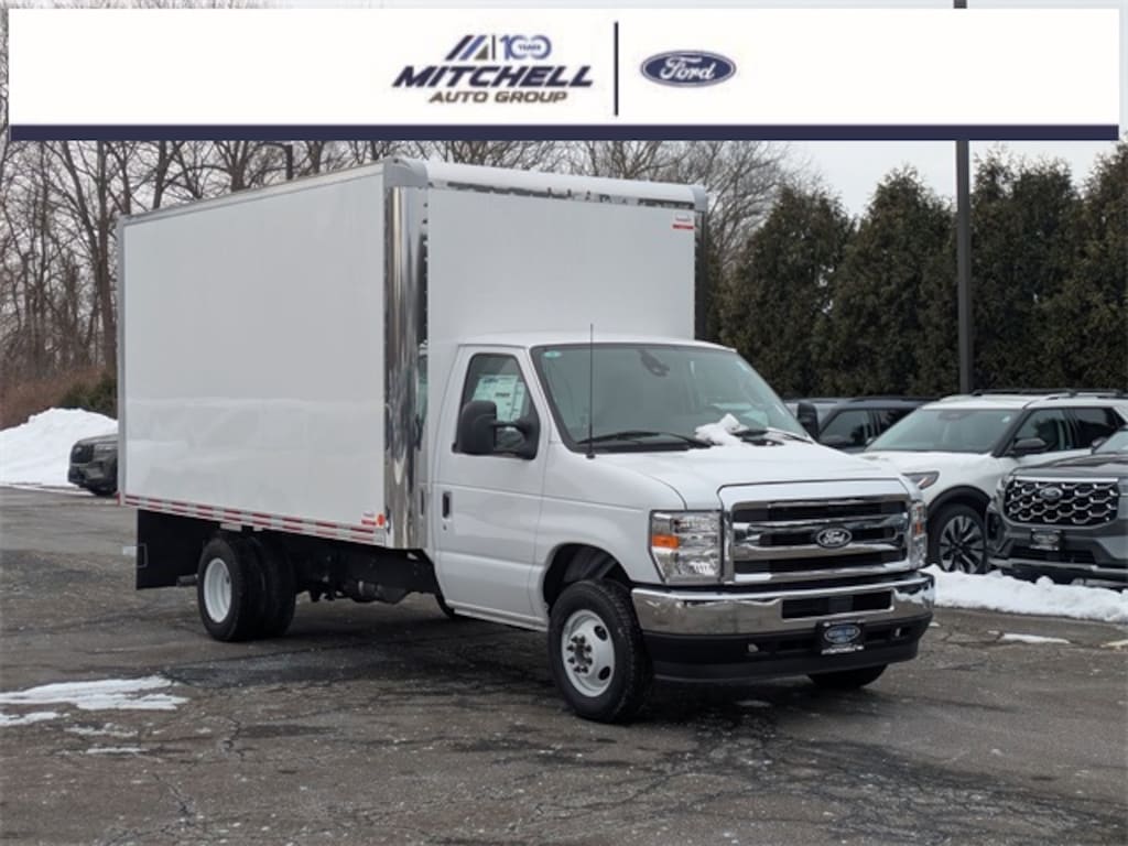 New 2026 Ford E-450 Cutaway Upfitted w/ Van Box Body VAN