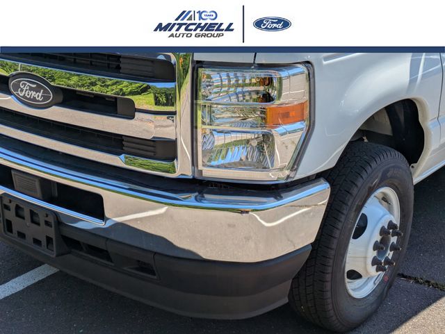 2026 Ford E-Series Cutaway Base - Photo 9