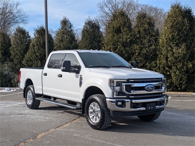 2021 Ford F-350 Super Duty XLT's photo