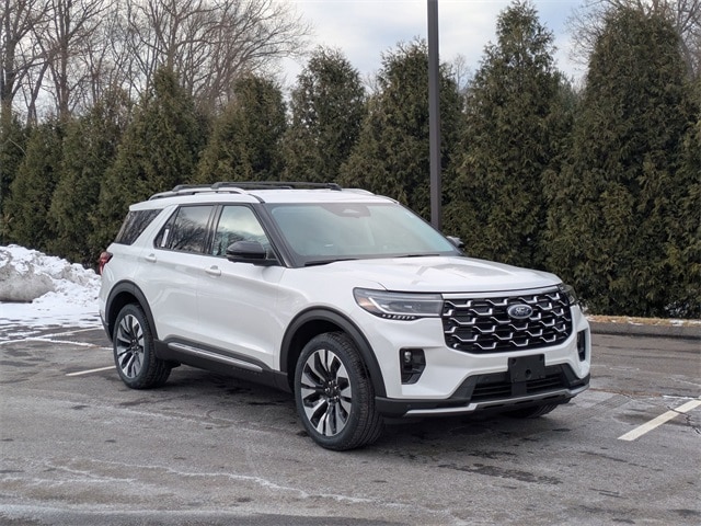 2026 Ford Explorer Platinum's photo