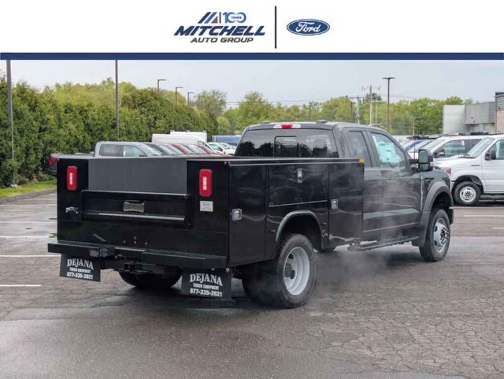 New 2026 Ford F-550 Chassis Upfitted w/ Service Body Truck Super Cab