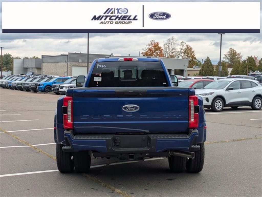 New 2026 Ford F-350 DRW STX Super Duty Truck Crew Cab