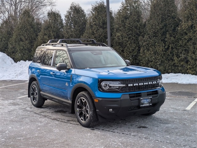 2025 Ford Bronco Sport Outer Banks's photo