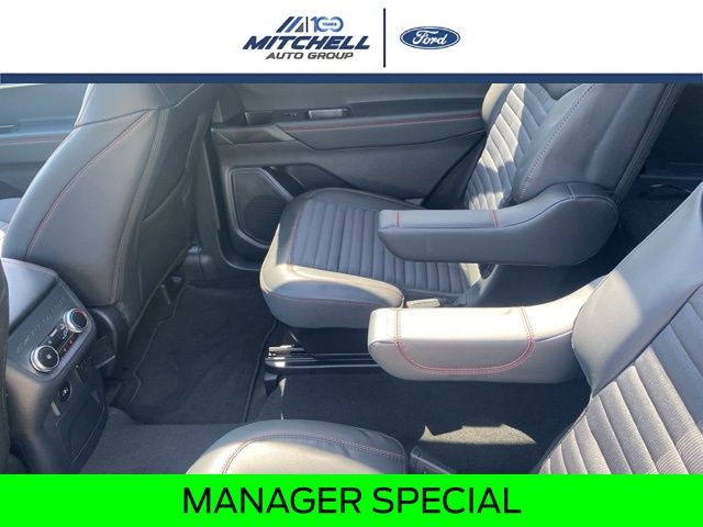 2026 Ford Explorer ST-Line - Photo 29