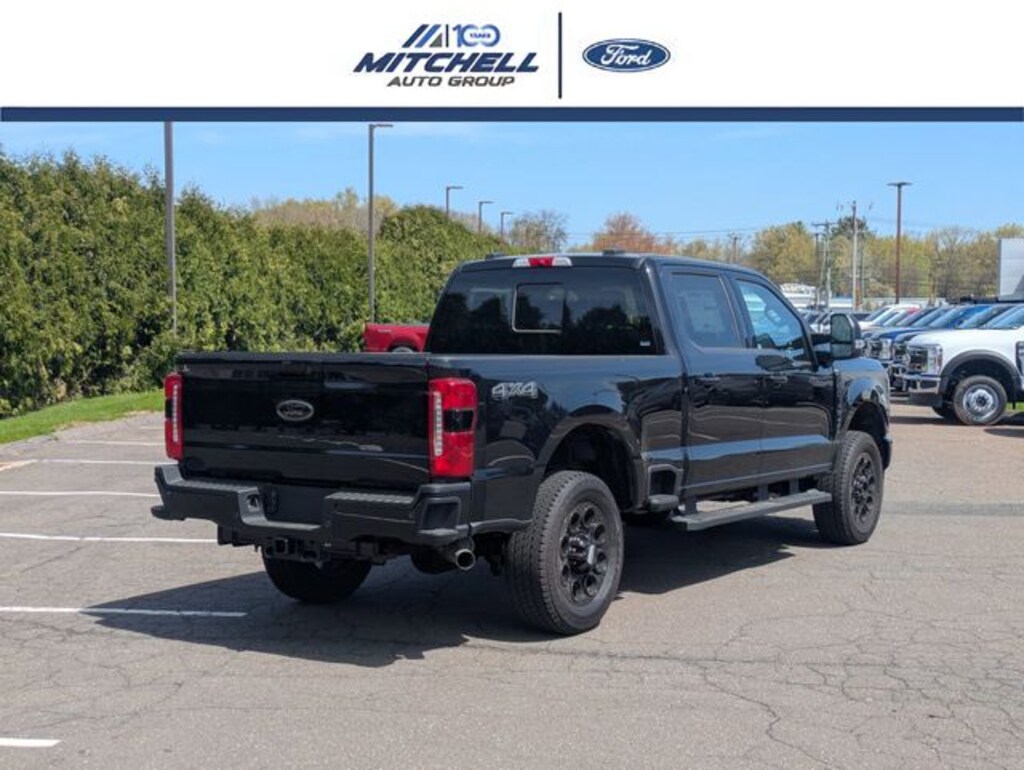 New 2026 Ford F-350 Lariat Super Duty Truck Crew Cab