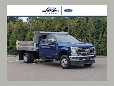 2026 Ford F-350 Chassis Upfitted w/ Dump Body Truck Super Cab