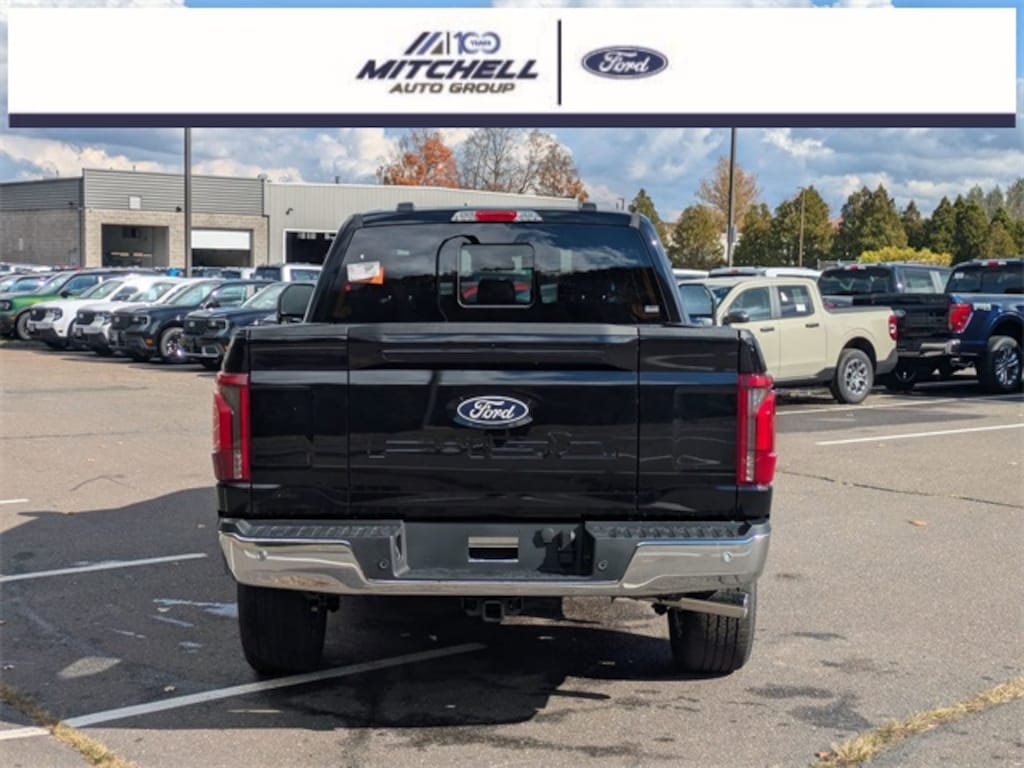 New 2025 Ford F-150 Lariat TRUCK