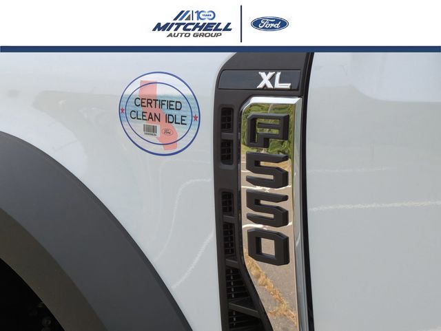 2025 Ford F-550 Super Duty Chassis Cab XL - Photo 29