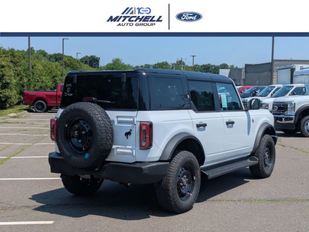 New 2026 Ford Bronco Outer Banks SUV