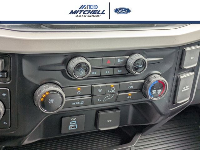 2026 Ford F-350 Super Duty Chassis Cab XL - Photo 20