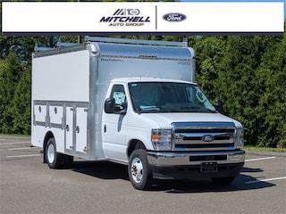 2026 Ford E-350 Cutaway Upfitted w/ Dejana Duracube Max Body Truck