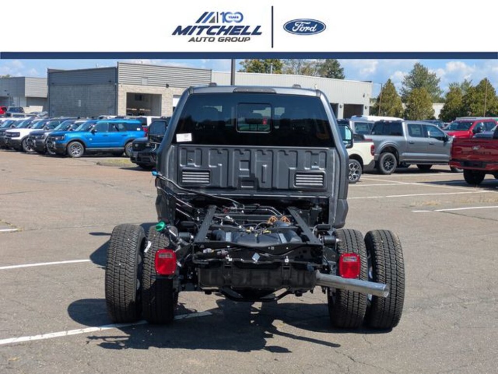 New 2026 Ford F-350 Chassis Cab Truck Crew Cab