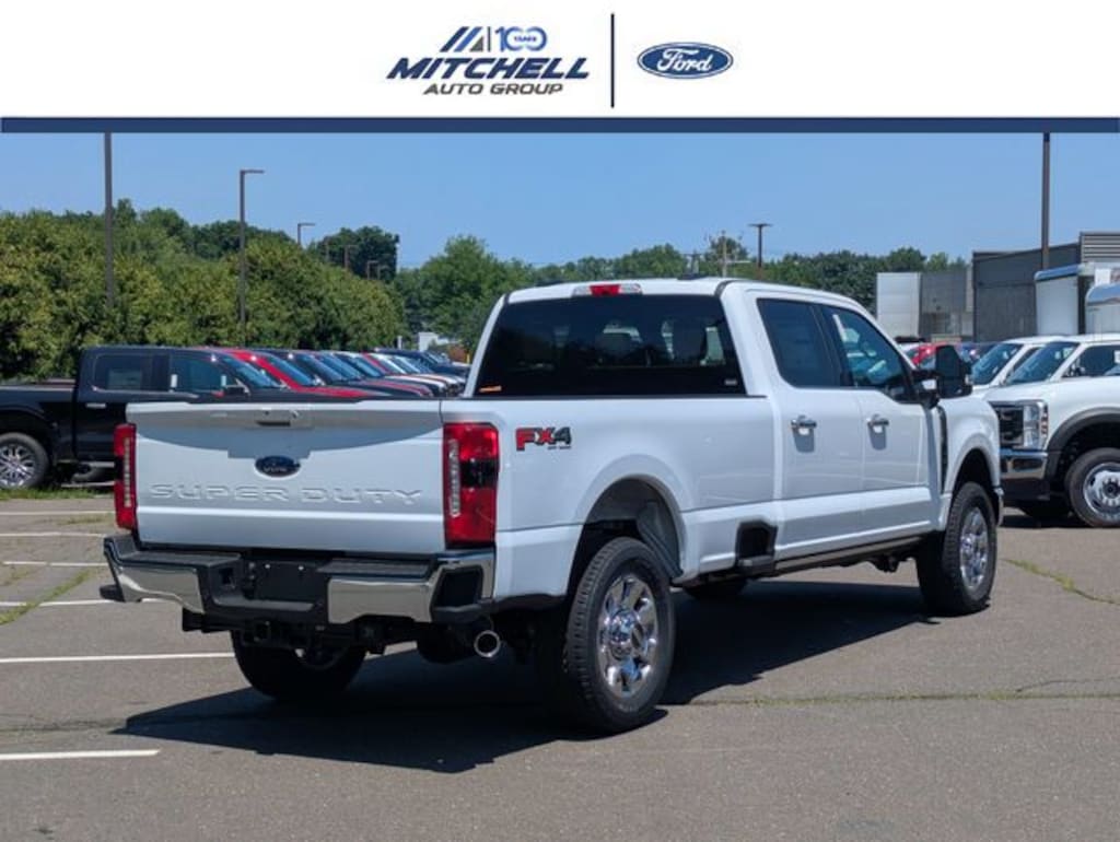 New 2026 Ford F-350 Lariat Super Duty Truck Crew Cab