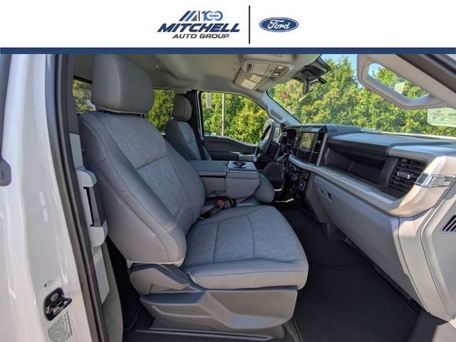 2026 Ford F-350 Super Duty XL - Photo 32